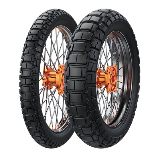 CST 150/70 R 18 70H CM-A4 II TL (trasero)